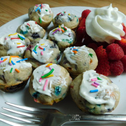 Mini blueberry funfetti pancake muffins