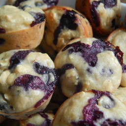 Mini blueberry oatmeal muffins