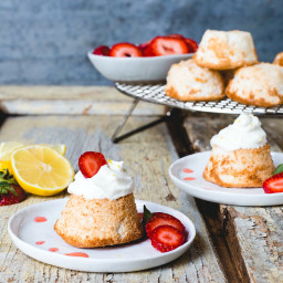 Mini Grain-Free Angel Food Cakes with Lemon Whipped Cream and Juicy Strawbe