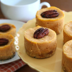 Mini Maple Pumpkin Cheesecakes – Low Carb and Gluten Free