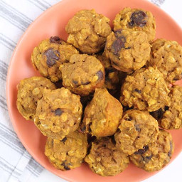 Mini Pumpkin Chocolate Chip Muffins with Whole Grains