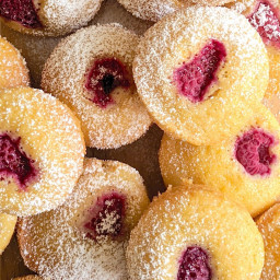 Mini raspberry custard muffins recipe