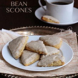 Mini Vanilla Bean Scones