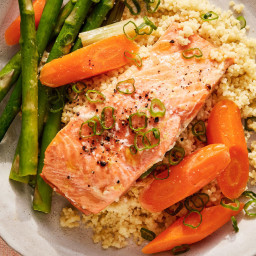 Miso Salmon with Asparagus and Carrots