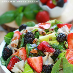 Mixed Berry Spinach Pasta Salad