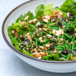 Mixed Greens With Green Beans, Almonds and Dried Cherry Vinaigrette