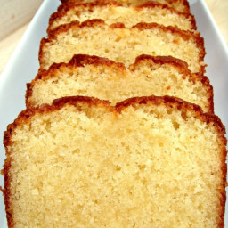 moist-vanilla-pound-loaf-cake-2192911.jpg