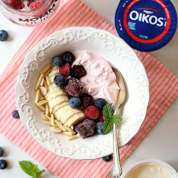 Morning Greek Yogurt Berry Bowl