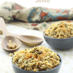 moroccan-quinoa-and-chickpea-salad-1439605.jpg