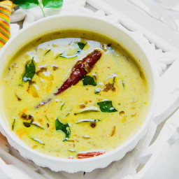 Moru Curry / Kerala Style Seasoned Buttermilk curry / Moru Kachiyathu