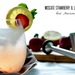 Moscato Strawberry and Lemon Mojitos