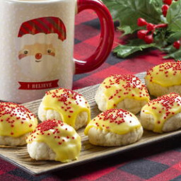 Mrs. Claus' Lemon Cookies