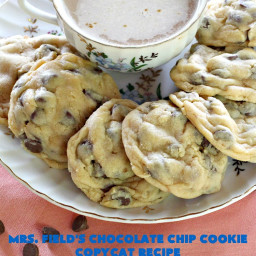Mrs. Field's Chocolate Chip Cookie Copycat Recipe