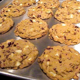 Mrs. Fields Cranberry White Chocolate Cookies