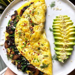 Mushroom and Spinach Omelette with Avocado