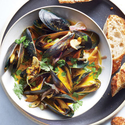 Mussels with Buttery Turmeric Broth