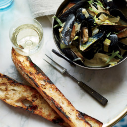 Mussels with Caramelized Fennel and Leeks