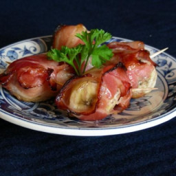 must-try-bbq-bacon-amp-banana-rolls-1739260.jpg
