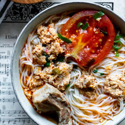 My Mom's Bun Rieu | Vietnamese Crab Noodle Soup