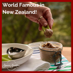 My Mum's WORLD FAMOUS IN NEW ZEALAND Chicken Liver Pate (AIP Reintro/Paleo)