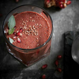 Nabeedh and Pomegranate smoothie