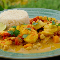 Nevens monkfish and prawn curry with banana
