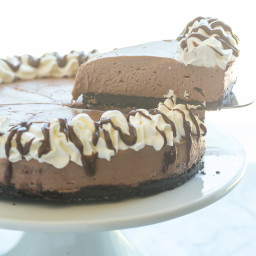 no-bake-brownie-batter-cheesecake-1959976.jpg