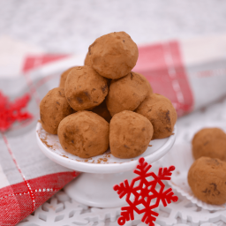 No-Bake Chocolate Hazelnut Balls Recipe