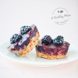 No Bake Nut and Berry Mini Cakes