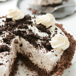 No Bake Oreo Pie with Chocolate Graham Cracker Crust