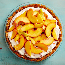 No-Bake Peaches And Cream Pie