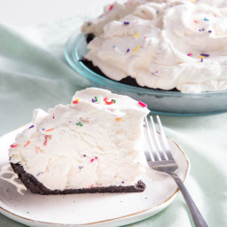 No-Churn Vanilla Ice Cream Pie Recipe