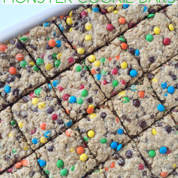 no-flour-monster-cookie-bars-661720.jpg