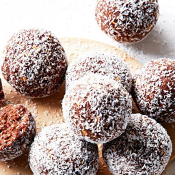 Nut-free cacao and coconut bliss balls
