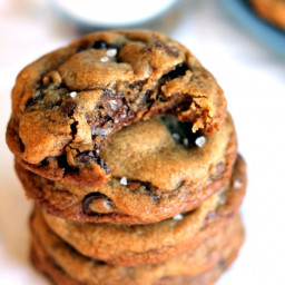Nutella Stuffed Brown Butter + Sea Salt Chocolate Chip Cookies {The Best Co