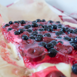 Oatmeal and Berry Cake by Kadri