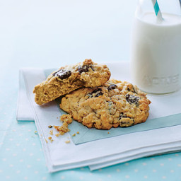 oatmeal-chocolate-chip-monster-cookies-1821489.jpg