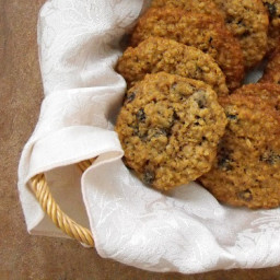 oatmeal-raisin-cookies-1807023.jpg