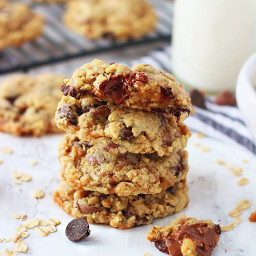 Oatmeal Toffee Chocolate Chip Cookies