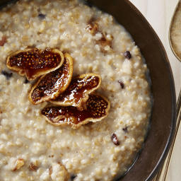 Oatmeal with Cacao Nibs and Figs