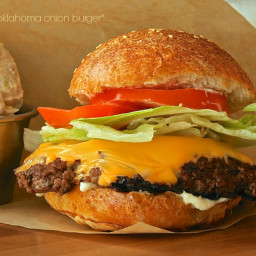 oklahoma-onion-burgers-2129101.jpg