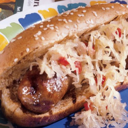 Old-Fashioned Brats in Beer
