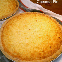 old-fashioned-coconut-pie-2765940.jpg
