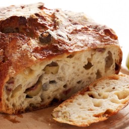 olive-and-cheese-loaf-1455340.jpg