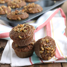 One Bowl Healthy Carrot Cake Muffins
