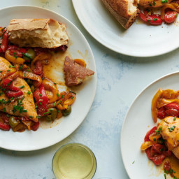 One-Pan Chicken With Peperonata and Olives