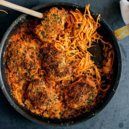 One-Pan Crispy Spaghetti and Chicken
