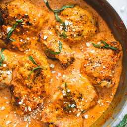One Pan Mediterranean Chicken with Roasted Red Pepper Sauce