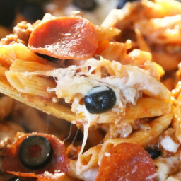 One Pan Pizza Pasta Skillet