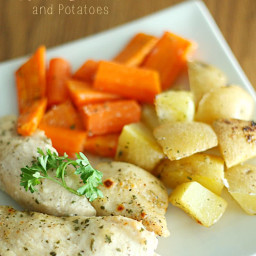 One Pan Ranch Chicken and Potatoes Recipe